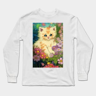 Kitten between flowers Long Sleeve T-Shirt